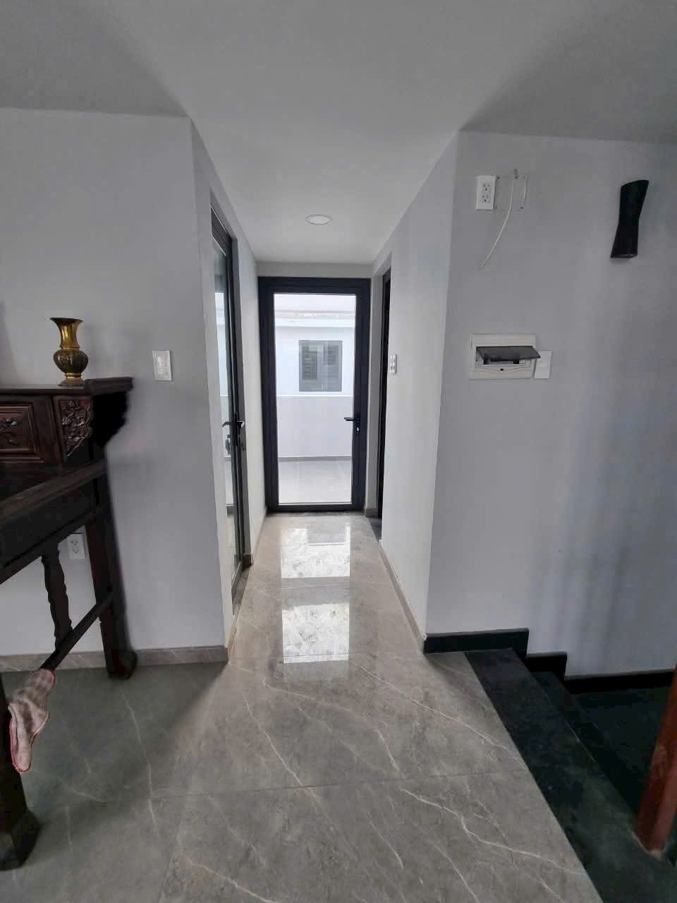 BIỆT THỰ HẦM, 3 LẦU (7x20) MT NGUYỄN THỊ BÚP, Q.12 – KDC HIỆP THÀNH CITY 5