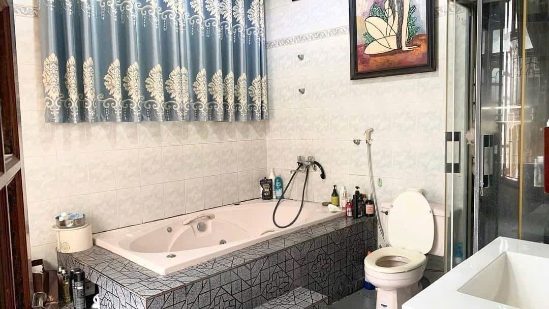 Cần bán Biệt thự đường Thái Thịnh, Phường Thịnh Quang, Diện tích 190m², Giá 35.2 Tỷ 12