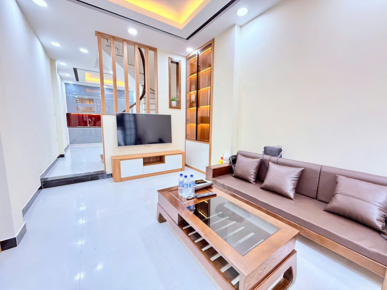 Cực hiếm, Trịnh Văn Bô 51m2-5PN, Lô góc, NT đẹp gần phố, giá 6.95tỷ 2