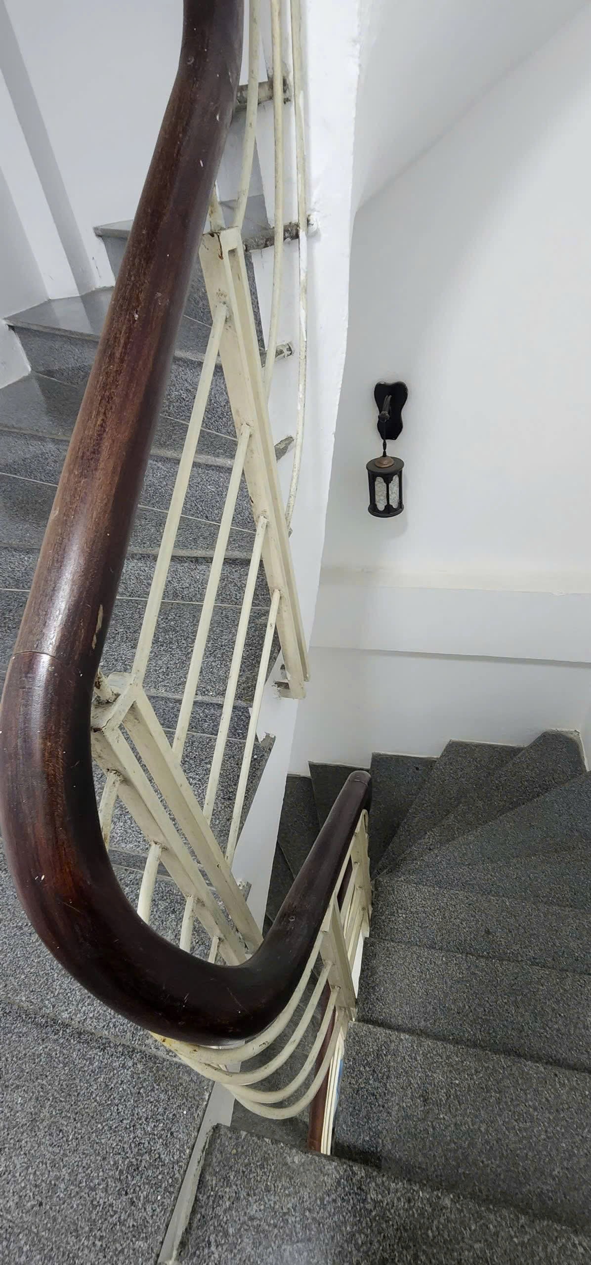 Cần bán Nhà mặt tiền đường Âu Cơ, Phường Nhật Tân, Diện tích 90m², Giá 36.5 Tỷ 6