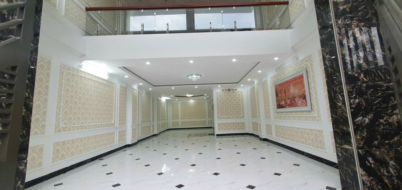 Cần bán 90m2 nhà 6 tầng, thang máy, thiết kế kinh doanh, gần phố Nông Vụ, Phúc Lợi. Đường rộng 13m