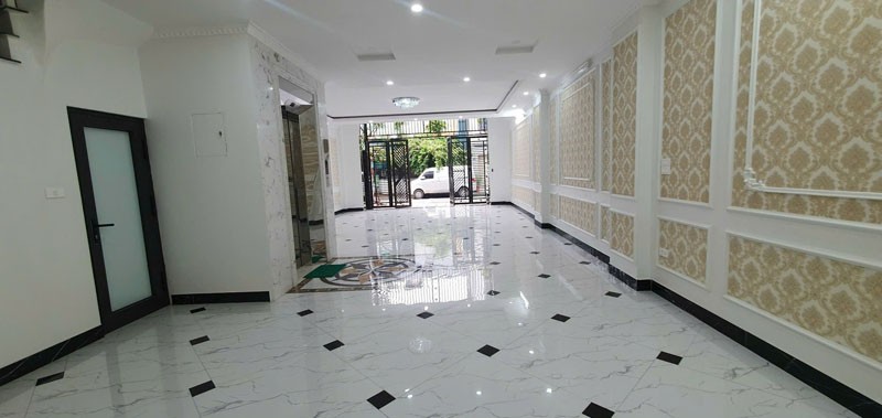 Cần bán 90m2 nhà 6 tầng, thang máy, thiết kế kinh doanh, gần phố Nông Vụ, Phúc Lợi. Đường rộng 13m 2