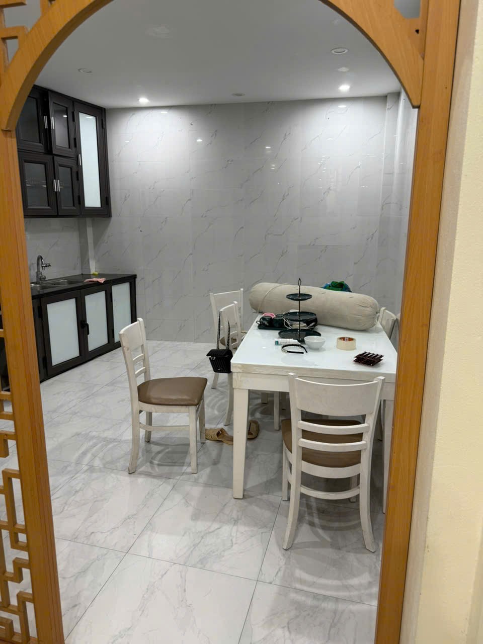 Chỉ 23,5 tỷ có nhà kinh doanh đỉnh cao tại KĐT Linh Đàm! Vỉa hè, ô tô tránh 2