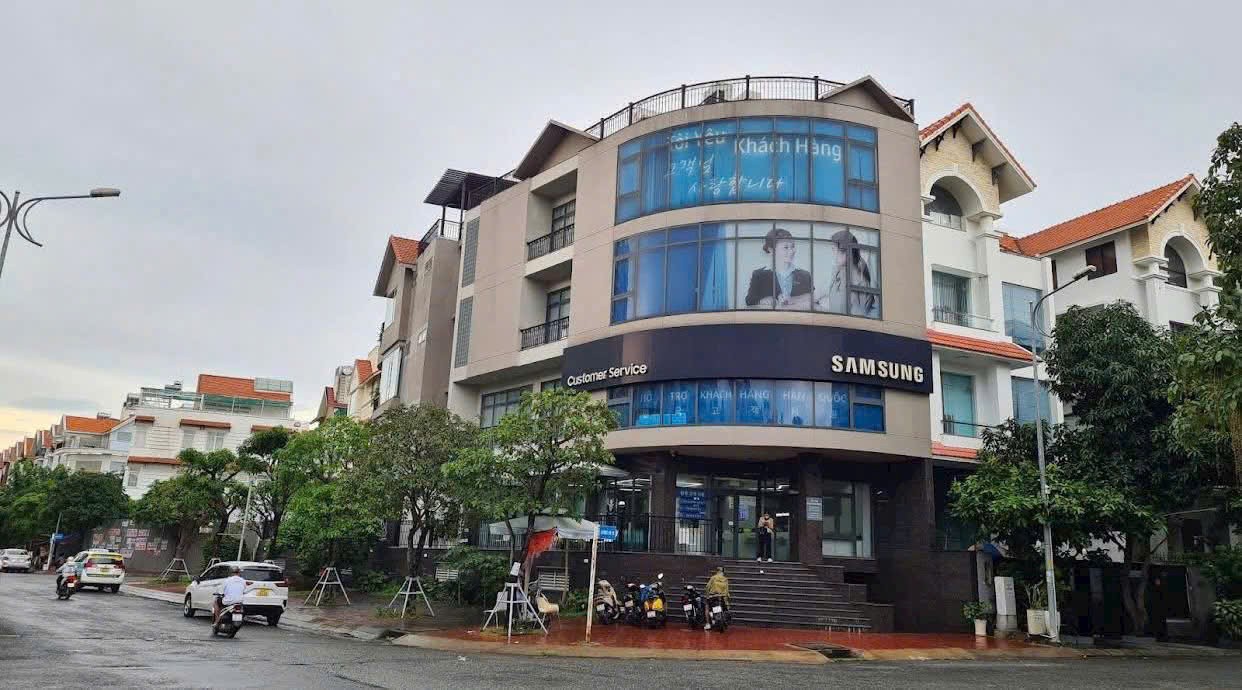 Cho thuê Biệt thự Phường Tân Hưng, Quận 7, Diện tích 300m², Giá 280 Triệu/tháng 2