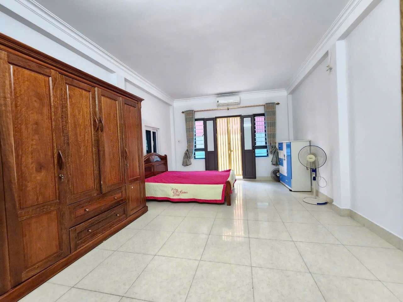 Cần Bán Nhà Nam Dư Lĩnh Nam 42m 5 Tầng 5 phòng Tặng Hết Nội Thất Sổ Đỏ 3