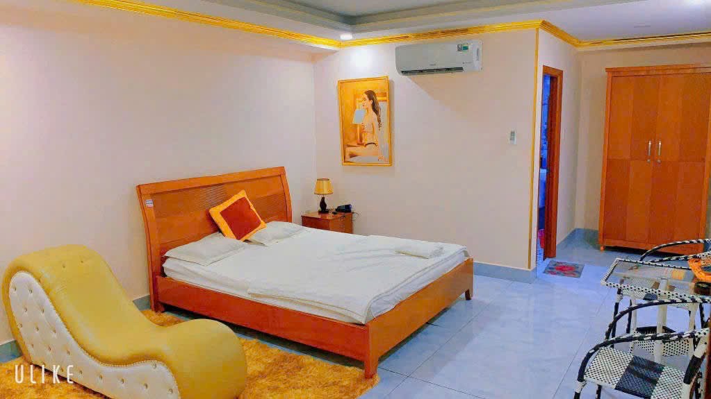 BÁN TÒA CHDV 1000M2 NGUYỄN VĂN QUÁ, Q12 – THU NHẬP 400TR/THÁNG 4