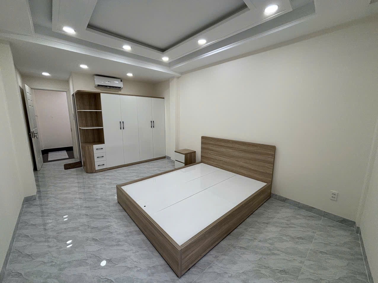 Bán Nhà Đinh Bộ Lĩnh (3.5x10), Xây Mới 4 Tầng 3 PN Nhỉnh 5 Tỉ 5