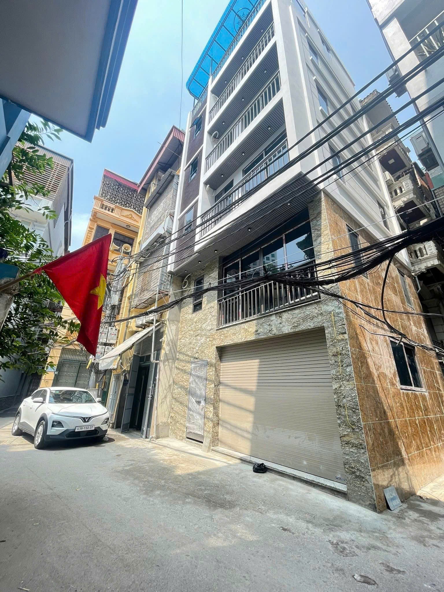 Chỉ 15 tỷ có nhà phân lô Vương Thừa Vũ 50m, 5T, ô tô vào nhà.