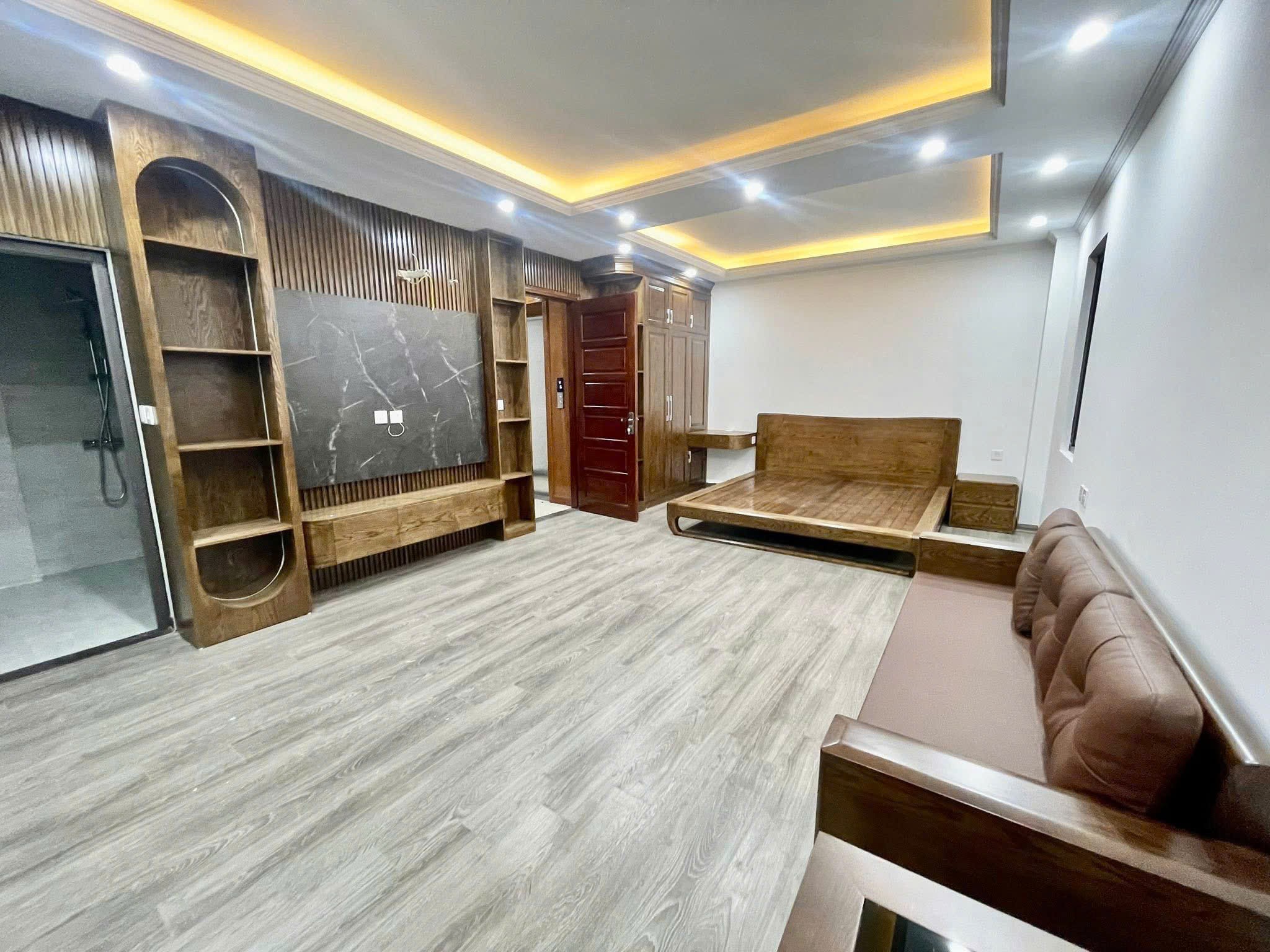 Chỉ 15 tỷ có nhà phân lô Vương Thừa Vũ 50m, 5T, ô tô vào nhà. 4