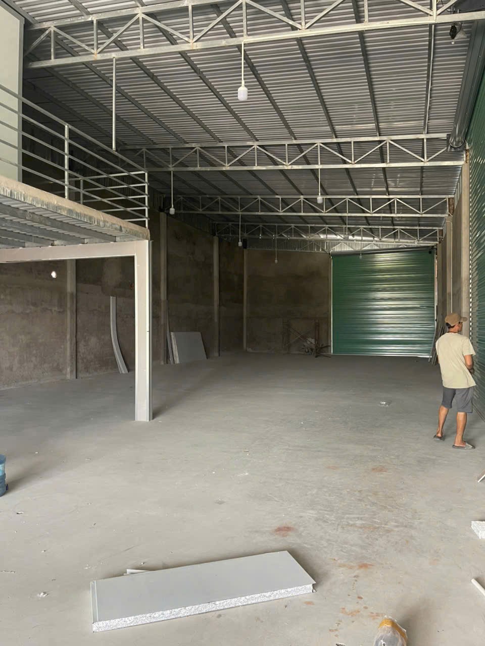 Xưởng cho thuê hẻm Võ Văn Bích dt 750m2 , điện 3 pha, đường xe tải giá 19tr / tháng 2
