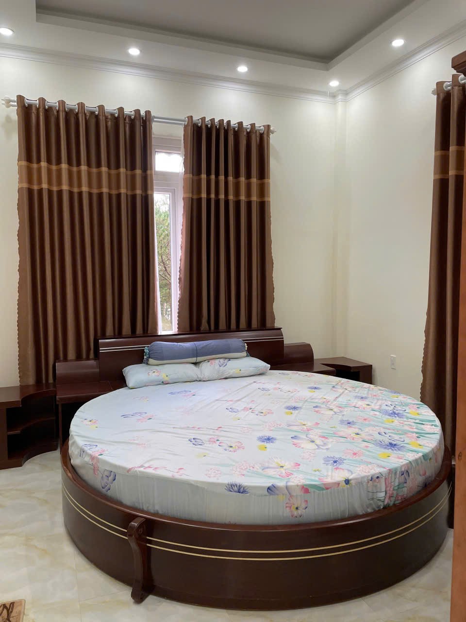 CHO THUÊ VILLA SÂN VƯỜN 5 PHÒNG TOẠ LẠC RỪNG THÔNG PHƯỜNG 8 ĐÀ LẠT GIÁ 25TR 4