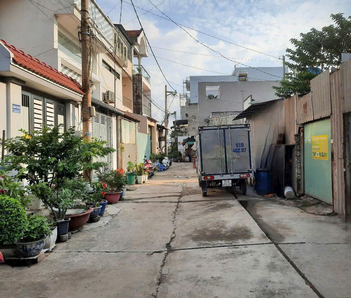87m2 thổ cư 1/ Kênh Tham Lương, Tân Tạo giá 3,8 tỷ 2