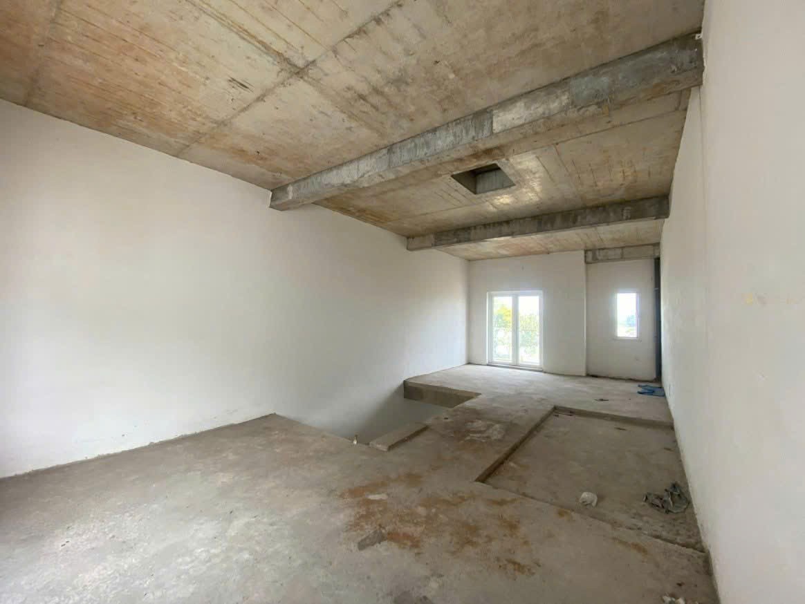Cần bán Nhà mặt tiền Phường Phú Hữu, Quận 9, Diện tích 75m², Giá 8.7 Tỷ 3