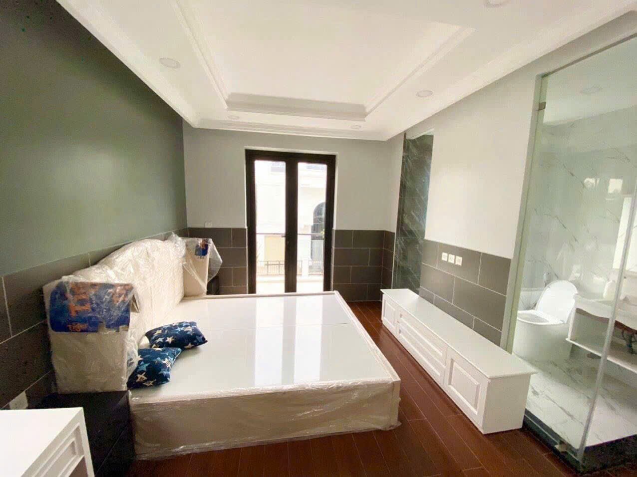 Cho thuê Nhà mặt tiền Phường Trường Thạnh, Quận 9, Diện tích 112m², Giá 15 Triệu/tháng