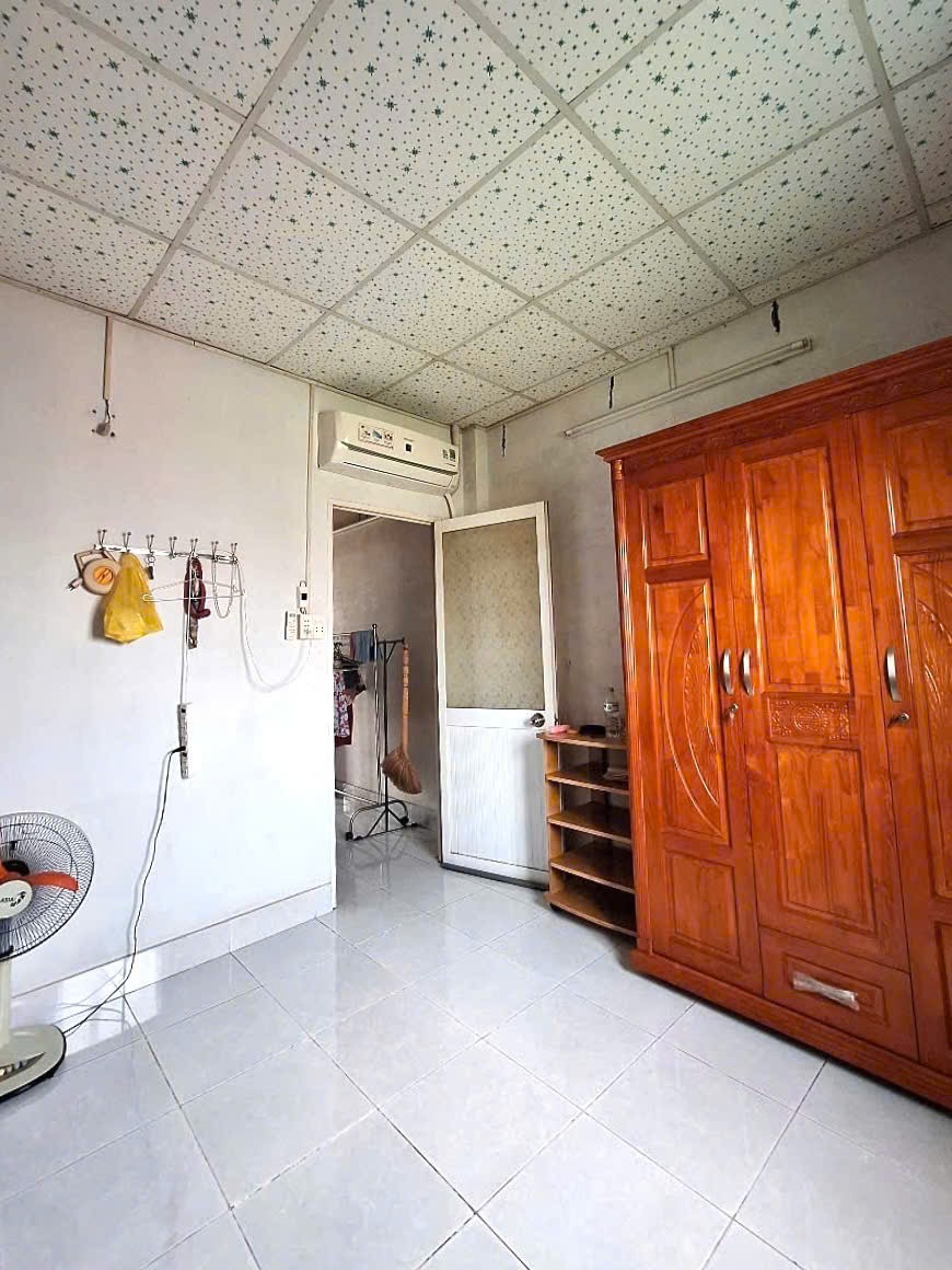 BÁN NHÀ 2 TẦNG, 50M2, VÕ VĂN HÁT, QUẬN 9, GIÁ 2.2 TỶ - SỔ HỒNG CHÍNH CHỦ