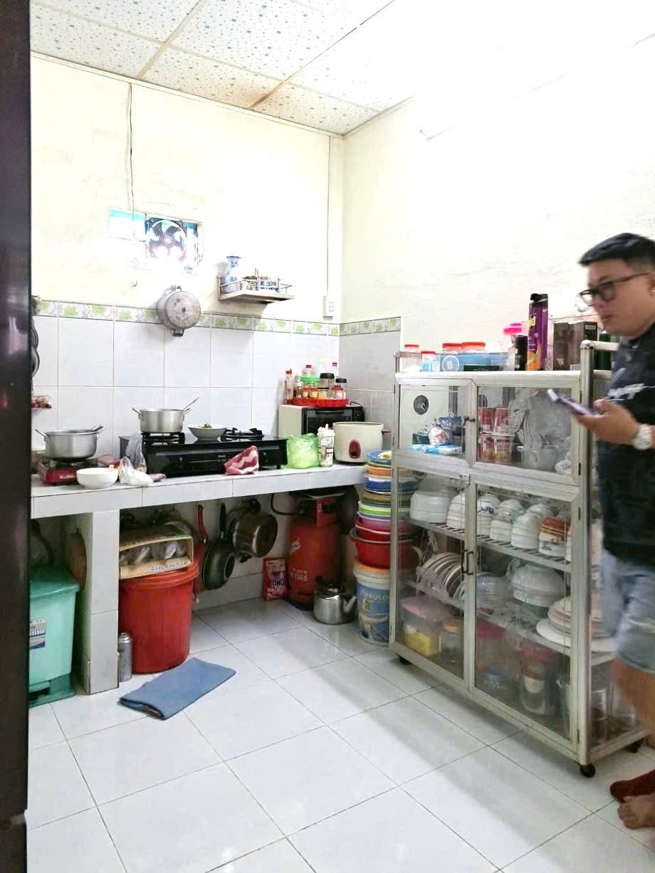 BÁN NHÀ 2 TẦNG, 50M2, VÕ VĂN HÁT, QUẬN 9, GIÁ 2.2 TỶ - SỔ HỒNG CHÍNH CHỦ 4