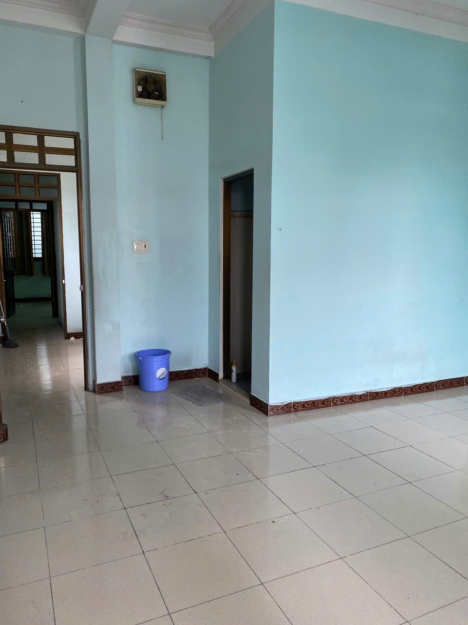 cho thuê nhà 1t2l gần siêu thị big c tân hiệp 3phòng ngủ giá rẻ 4
