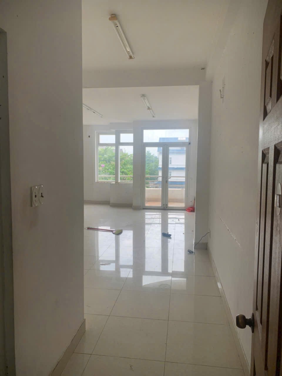 Cho thuê Nhà mặt tiền Phường Phước Long B, Quận 9, Diện tích 156m², Giá 35 Triệu/tháng 2