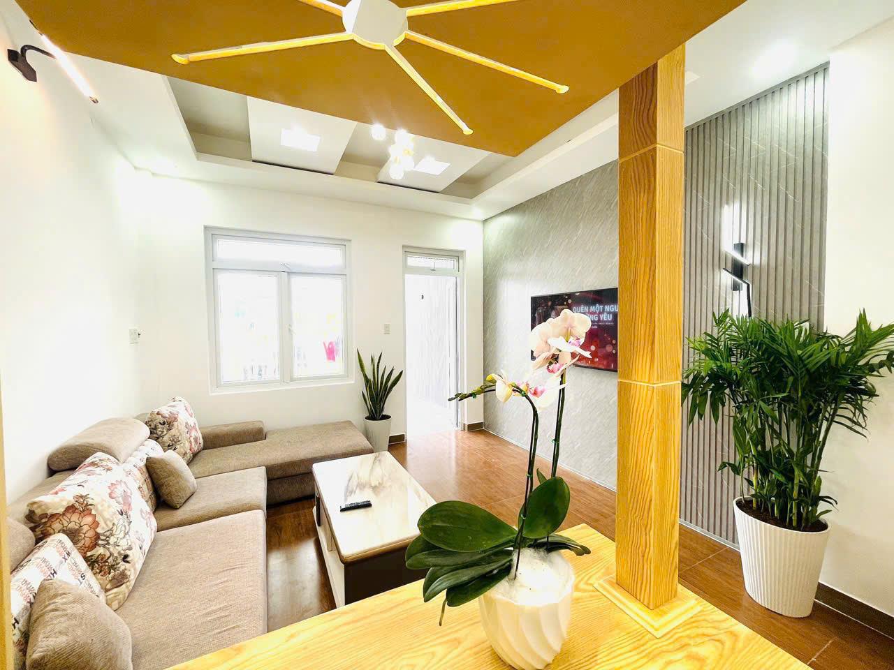 NHÀ ĐẸP SỔ XÂY DỰNG NHƯ TRONG HÌNH TẠI CAO THẮNG P7 ĐÀ LẠT, cách chợ Ngô Quyền chỉ 400m 3