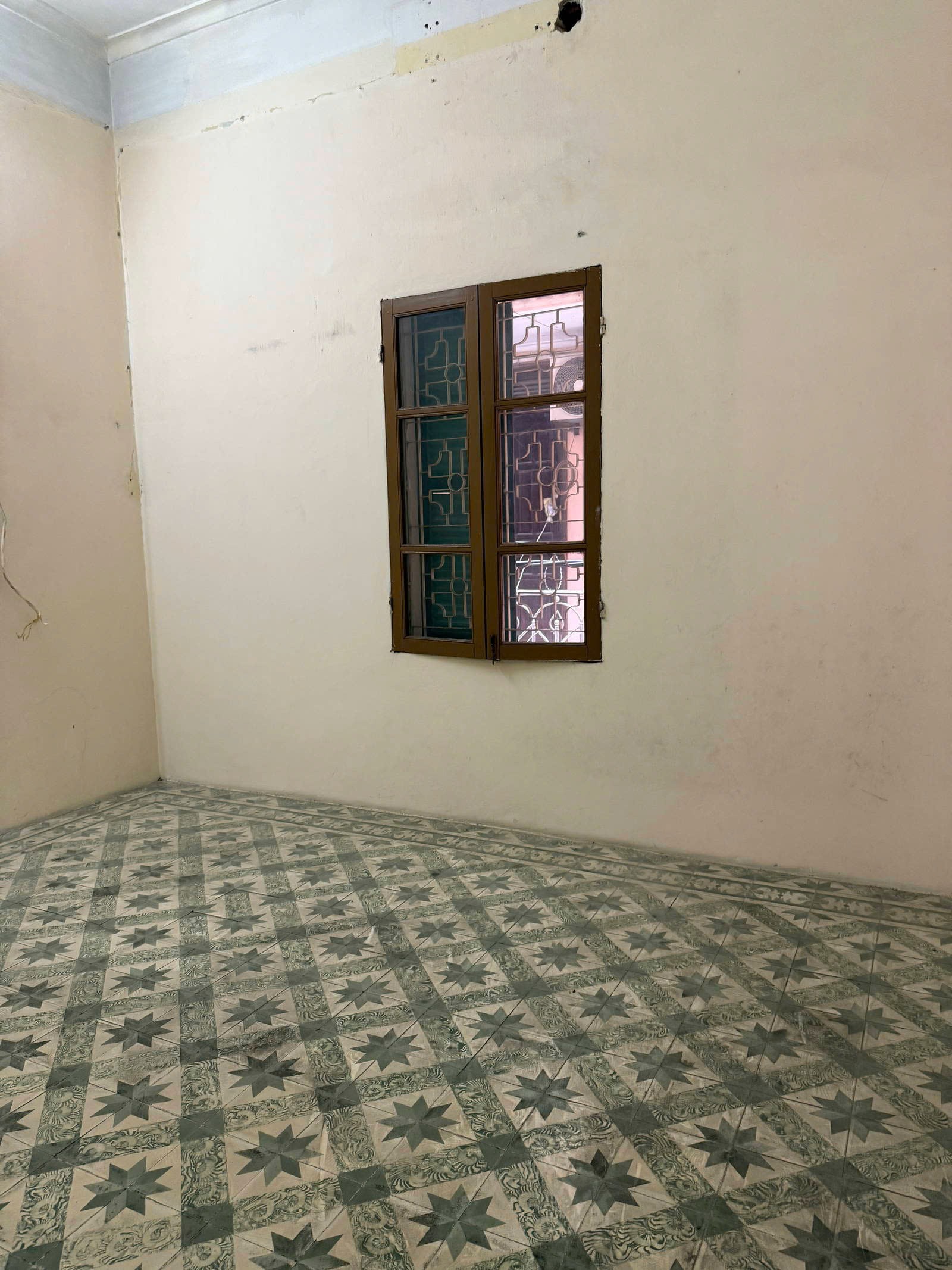 BÁN NHÀ HOÀNG QUỐC VIỆT – 2 MẶT NGÕ – Ô TÔ VÀO NHÀ – GẦN STARLAKE TÂY HỒ – GIÁ CHỈ 18 TỶ 5
