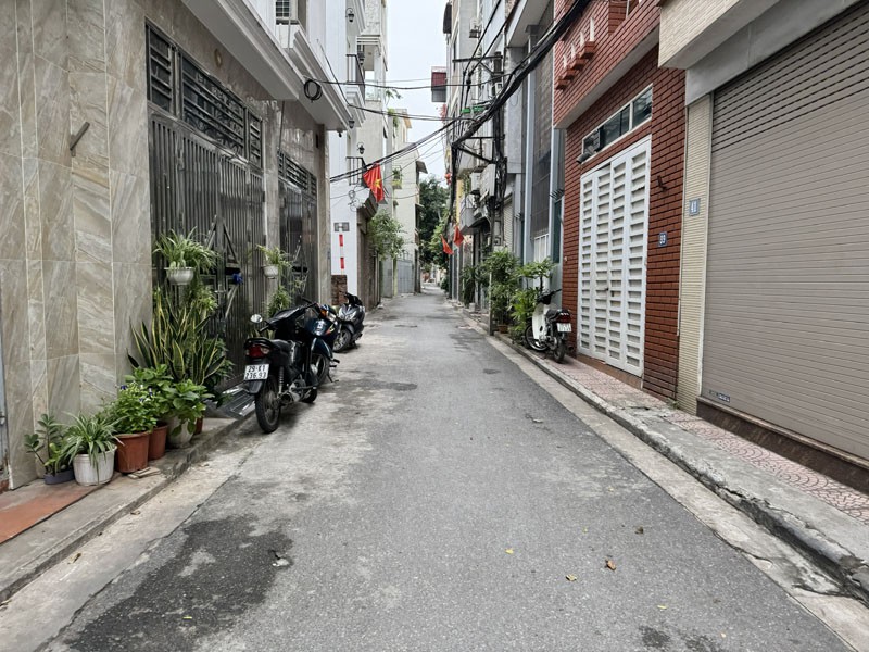 Đất Việt Hưng 60m2 ngõ ô tô thông, gần chợ, trường, tiện ích 500m bạt ngàn! 2