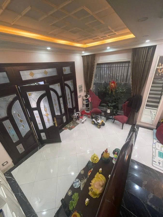 NHÀ ĐẸP NHƯ BIỆT THỰ- KHU CÁN BỘ CA CẤP- THANG MÁY NHẬP KHẨU Giải Phóng 57m2 X 5 Tầng ,Mặt Tiền 5