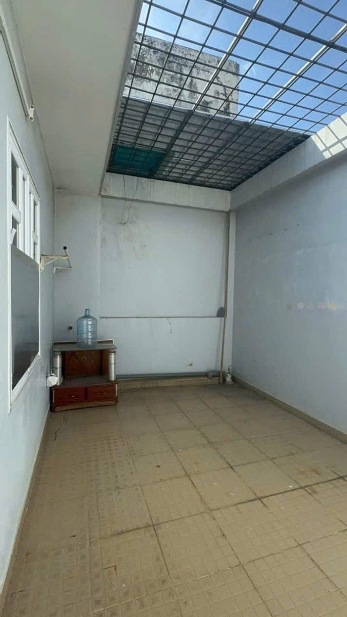 Cho thuê Nhà mặt tiền Phường Tăng Nhơn Phú A, Quận 9, Diện tích 120m², Giá 045 Triệu/tháng 6