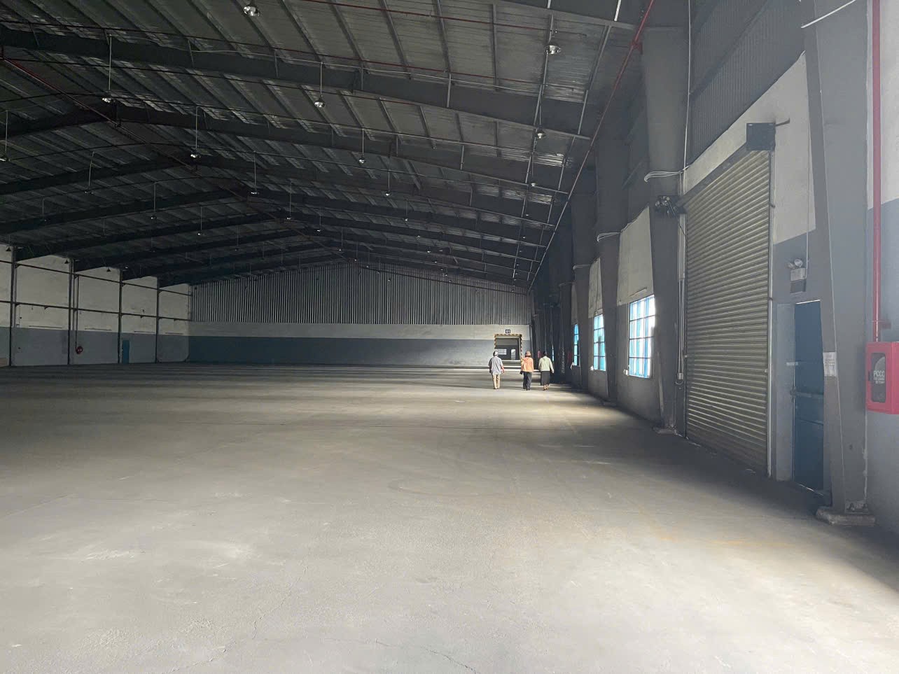 Cho thuê Nhà mặt tiền Phường Tân Phú, Quận 9, Diện tích 9500m², Giá Thương lượng 3