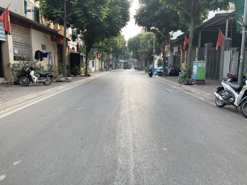 Cần bán 43m2 đất mặt phố Đào Xuyên, Đa Tốn. Đường rộng 15m, kinh doanh sầm uất 5