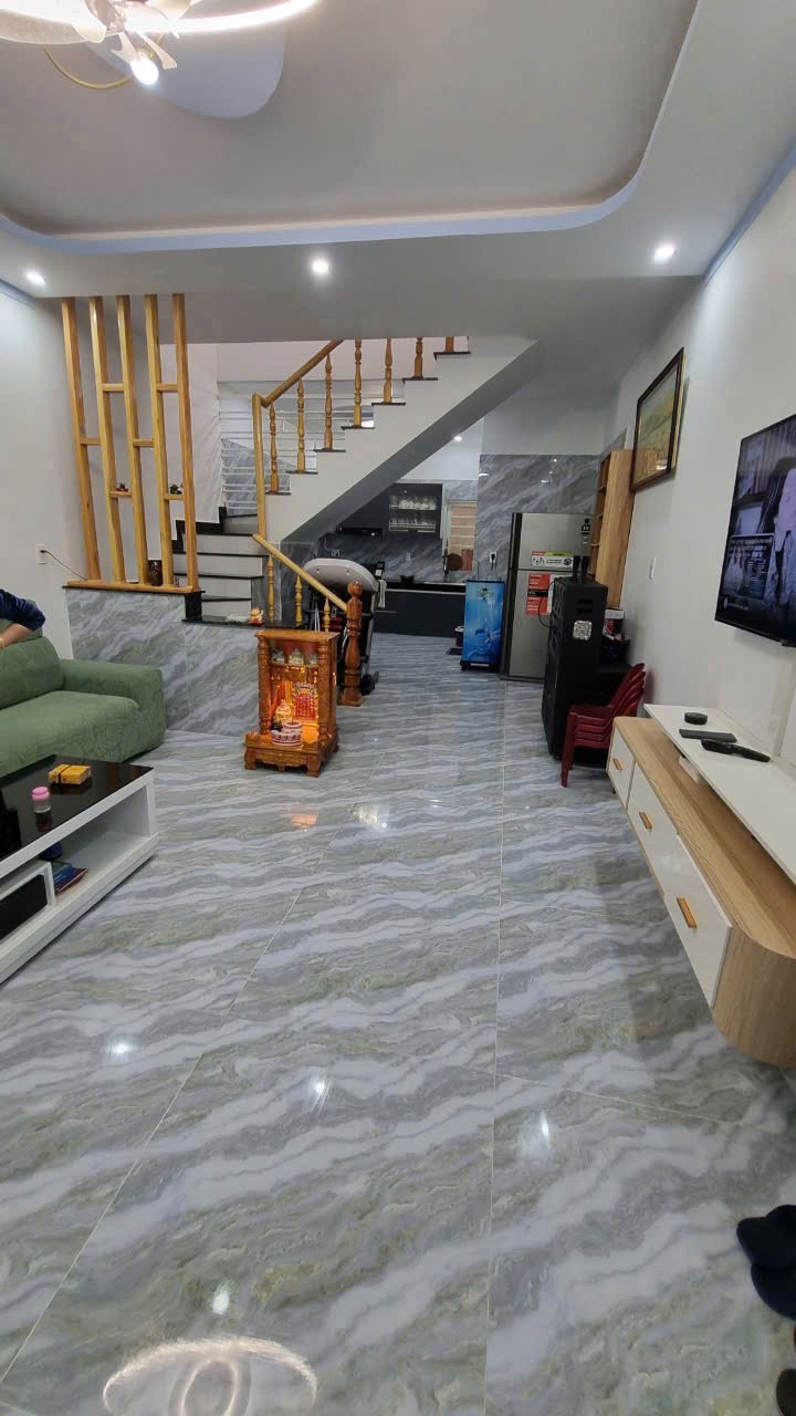 BÁN NHÀ 3PN KIM ĐỒNG MỚI XÂY KHU VỰC TRUNG TÂM KÌM ĐỒNG GẦN CHỢ GIÁ 2 TỶ 5 4
