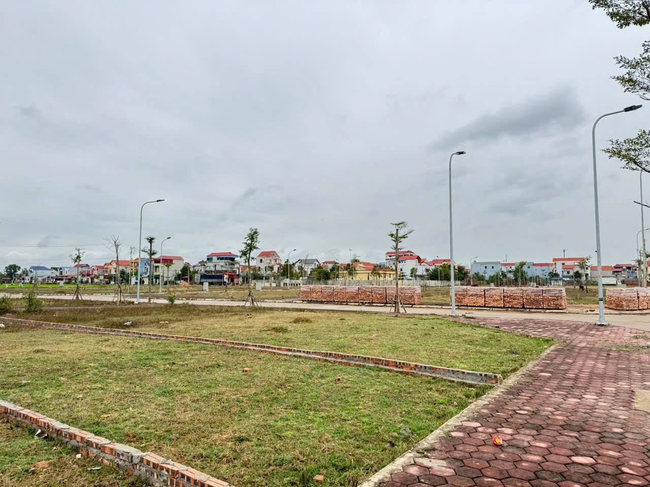 Bán đất đấu giá thôn Bạch Đa, Kim Hoa, Mê Linh. Mặt đường Ngô Miễn. DT 123m 3