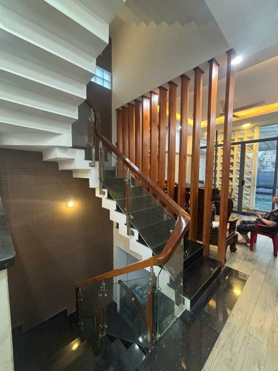 NHÀ 5 TẤM (4x20) MẶT TIỀN NGUYỄN VĂN QUÁ GIẢM NGAY 1.3 TỶ GIÁ CHỈ 11.2 TỶ 5
