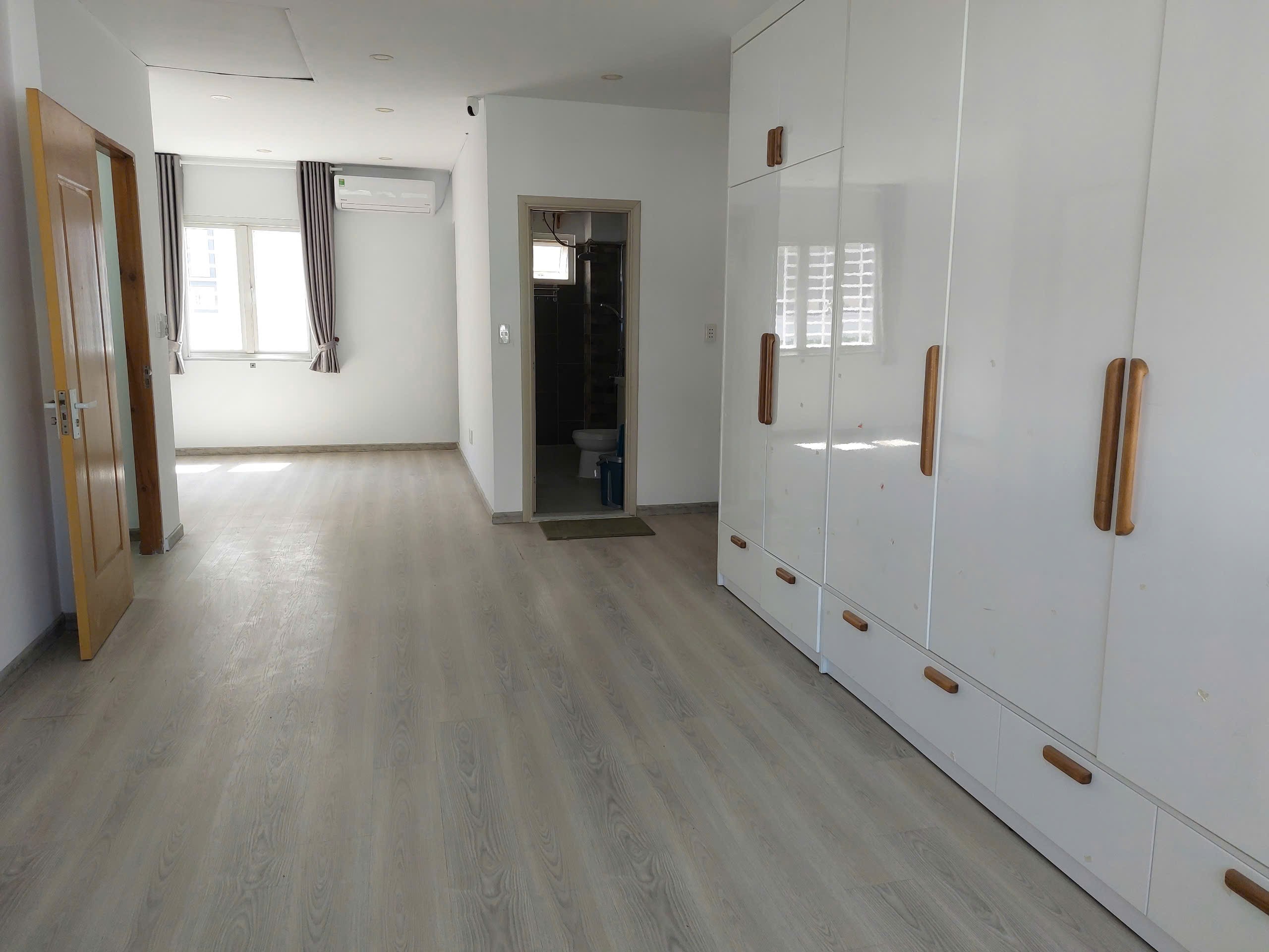 Cho thuê Nhà mặt tiền Quận 9, Hồ Chí Minh, Diện tích 82m², Giá 16 Triệu/tháng 4