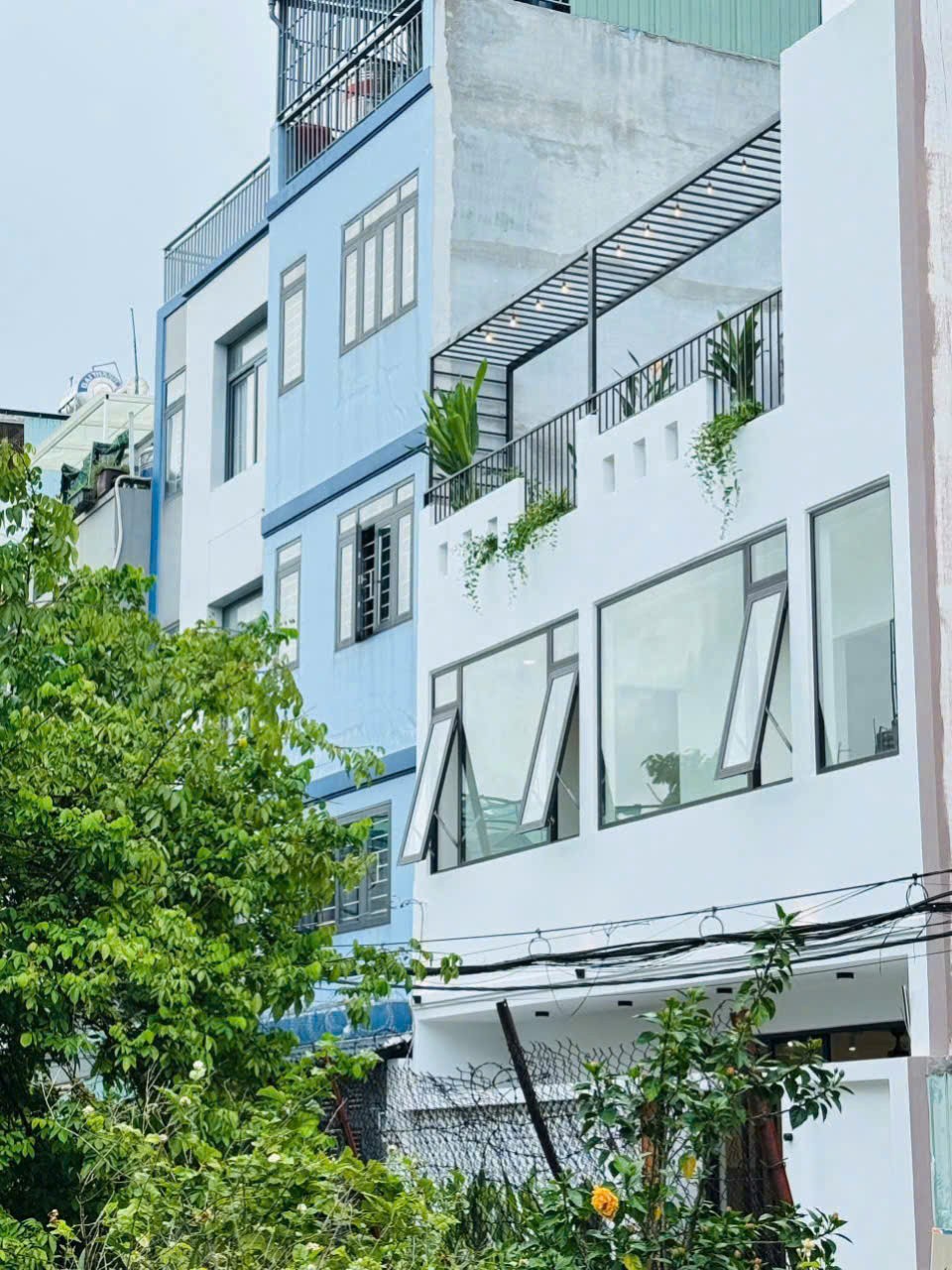 Nhà 84// Tân Sơn Nhì, q Tân Phú dt 40m2 1 lầu 2pn 3wc giá 5,6 tỷ 2