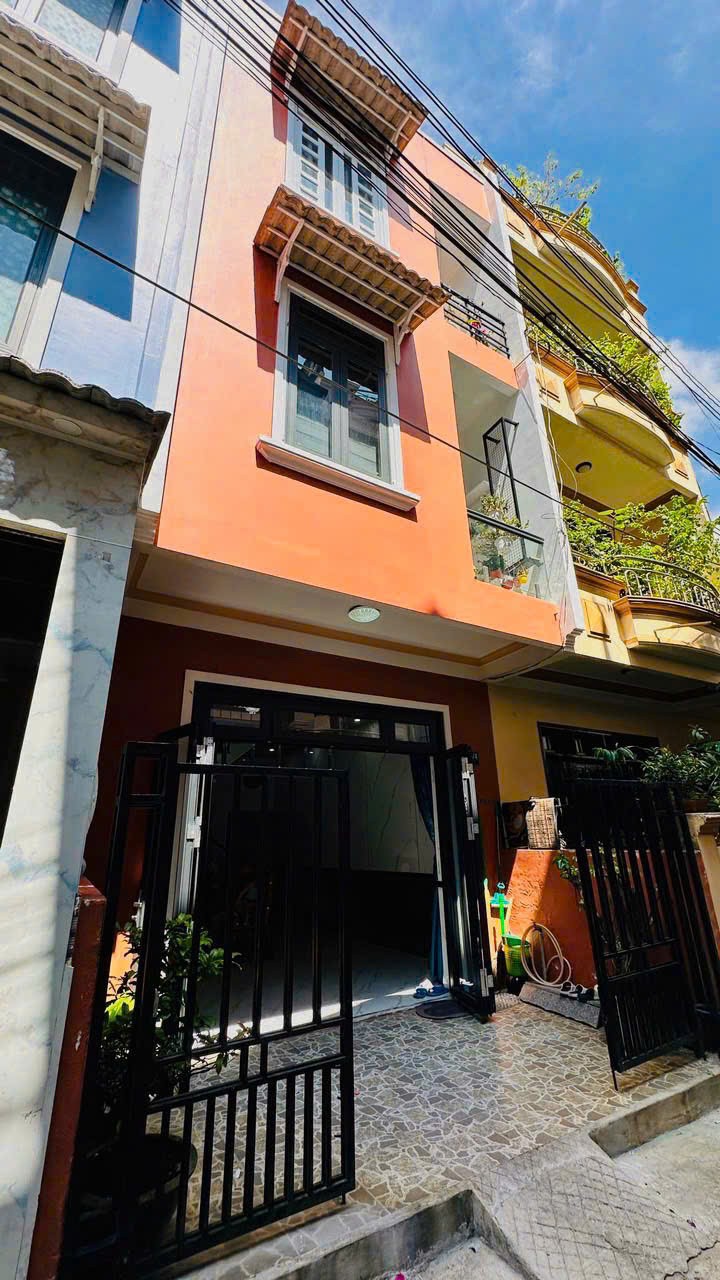 5tỷ2 - Cần Bán Nhà Phan Đình Giót, Phường 6, TP Đà Lạt