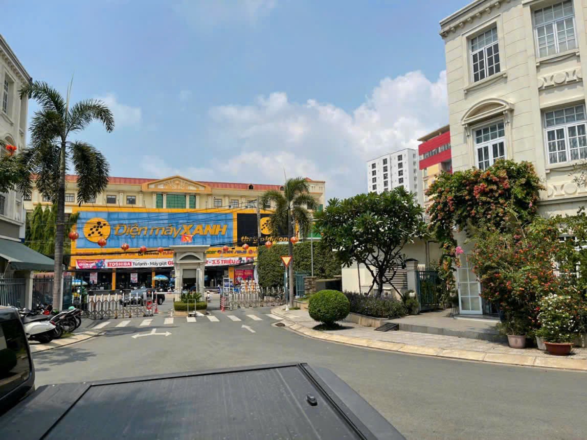 Cho thuê Nhà mặt tiền Phường Phước Long B, Quận 9, Diện tích 94m², Giá 22 Triệu/tháng 9