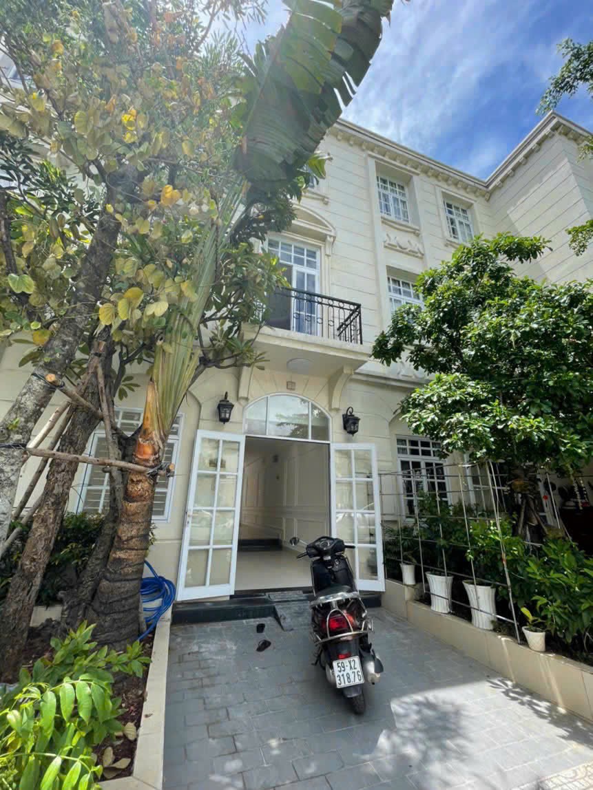 Cho thuê Nhà mặt tiền Phường Phước Long B, Quận 9, Diện tích 94m², Giá 22 Triệu/tháng