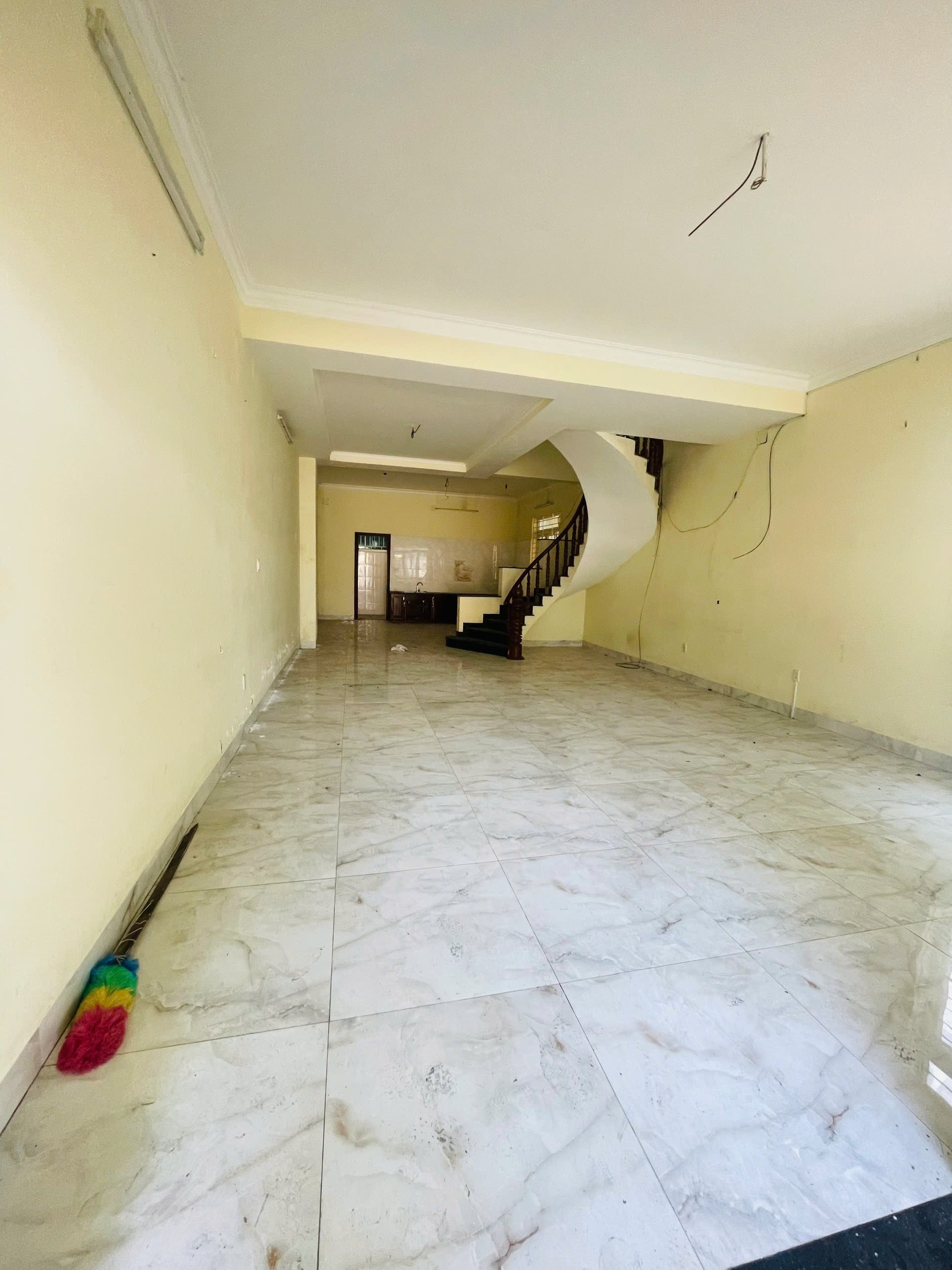 Cần bán Biệt thự Phường Phước Long B, Quận 9, Diện tích 220m², Giá 020.5 Tỷ