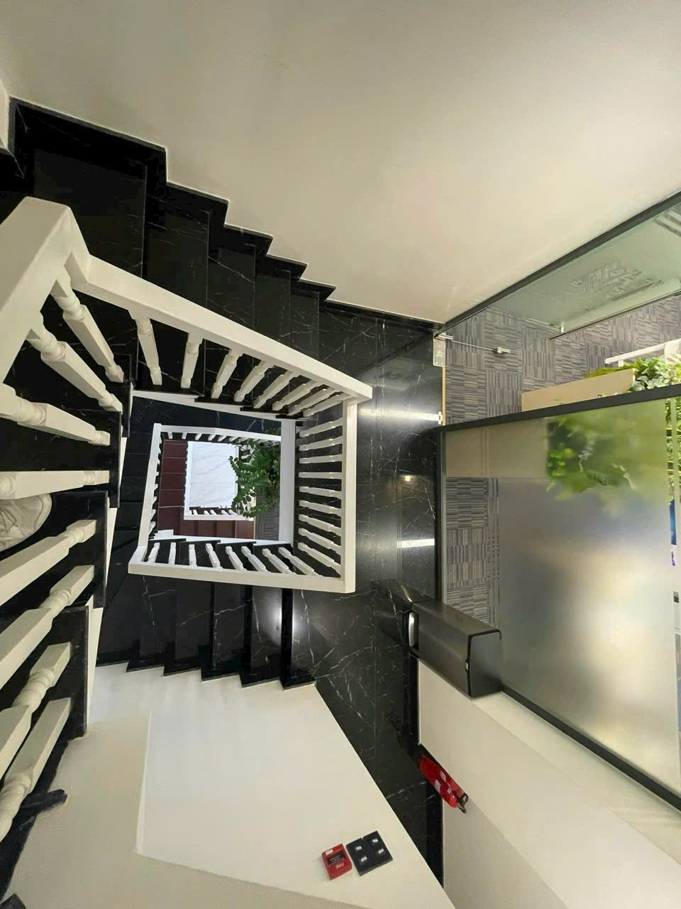 Cho thuê Nhà mặt tiền Quận 7, Hồ Chí Minh, Diện tích 216m², Giá Thương lượng