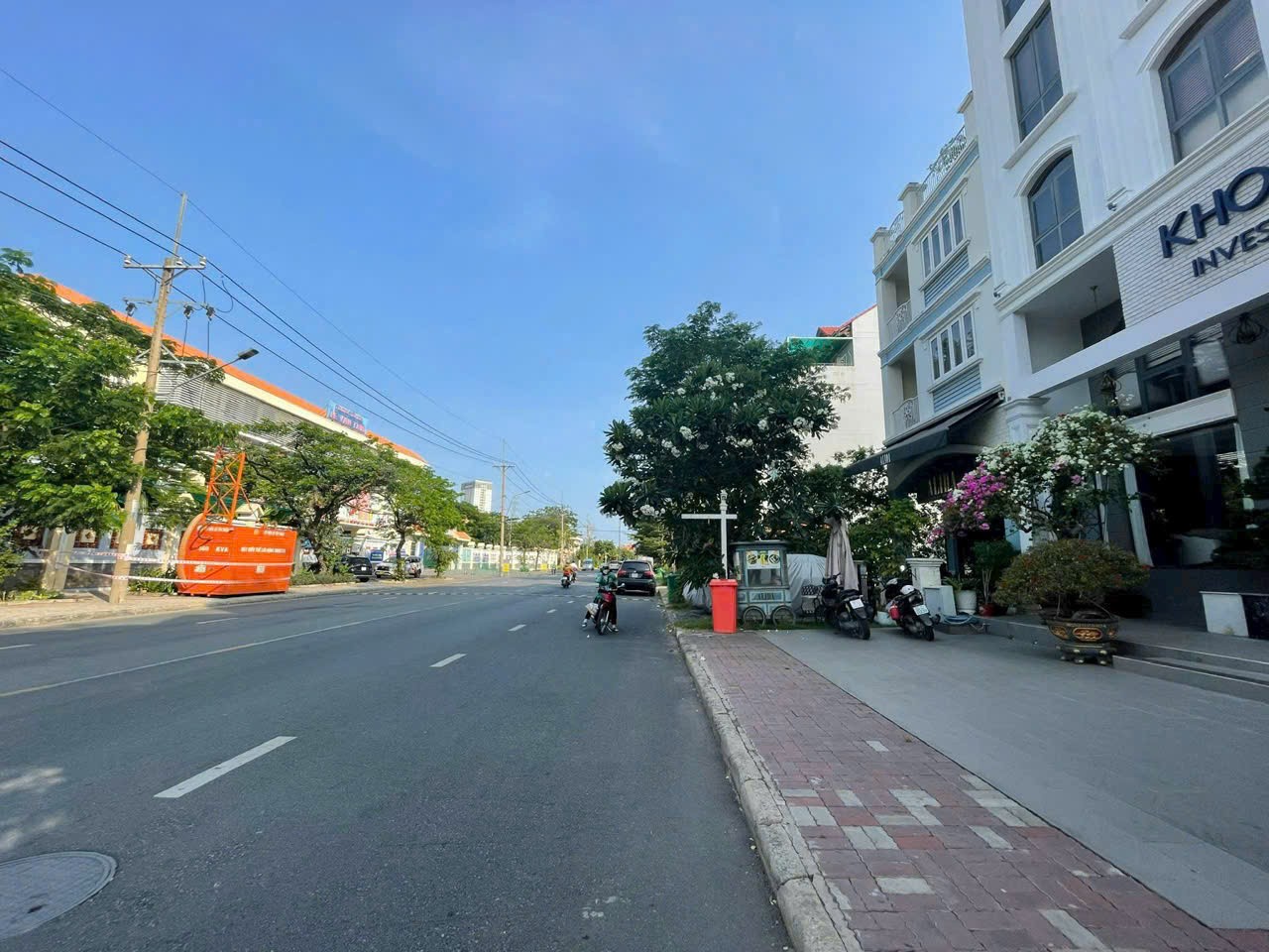 Cho thuê Nhà mặt tiền Quận 7, Hồ Chí Minh, Diện tích 216m², Giá Thương lượng 3