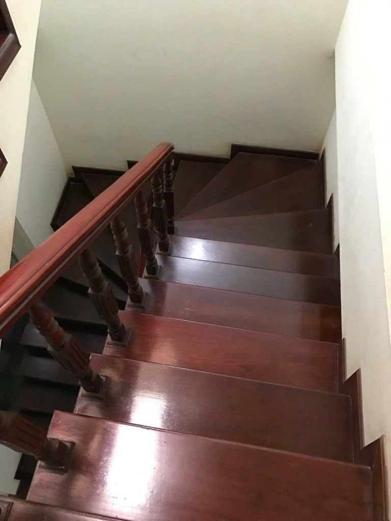 Cần bán Nhà mặt tiền đường Giáp Bát, Phường Giáp Bát, Diện tích 88m², Giá 14.2 Tỷ 2