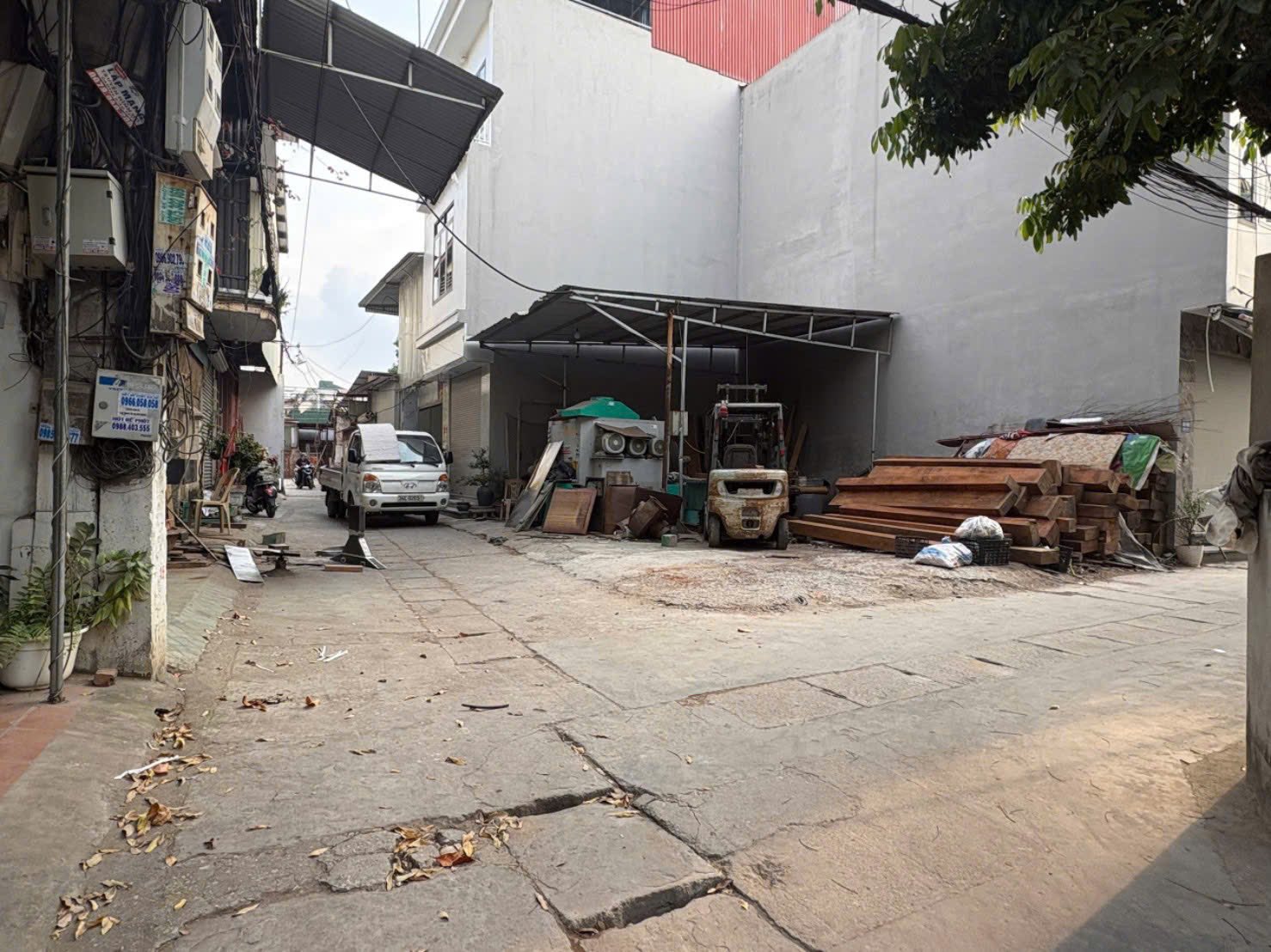 Bán lô đất ngõ phố Bình Lộc, ph Tân Bình, TP HD, 43.6m2, lô góc 2 mặt ngõ, mt 5.59m, chỉ 1.8x tỷ