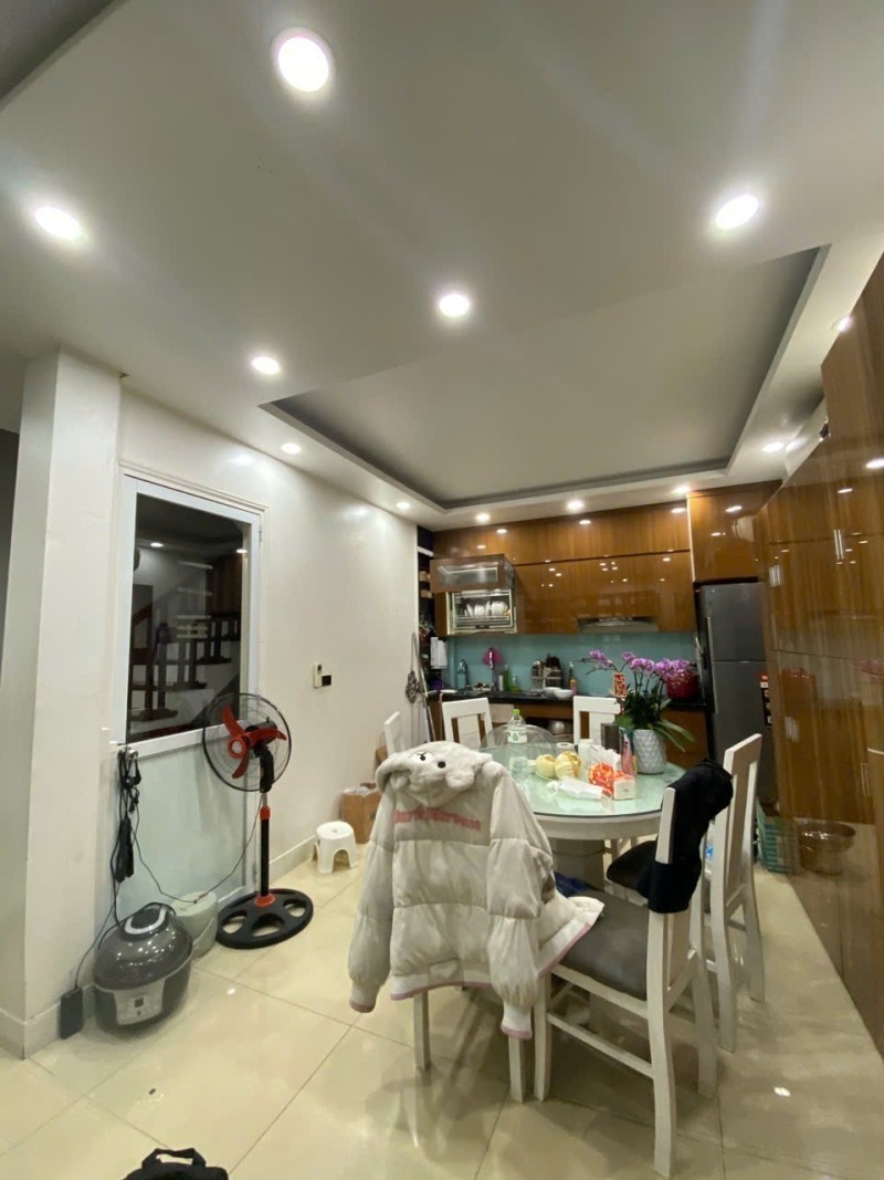 NGUYỄN VĂN CỪ – Ô TÔ TRÁNH – GARA Ô TÔ – 5 TẦNG 5