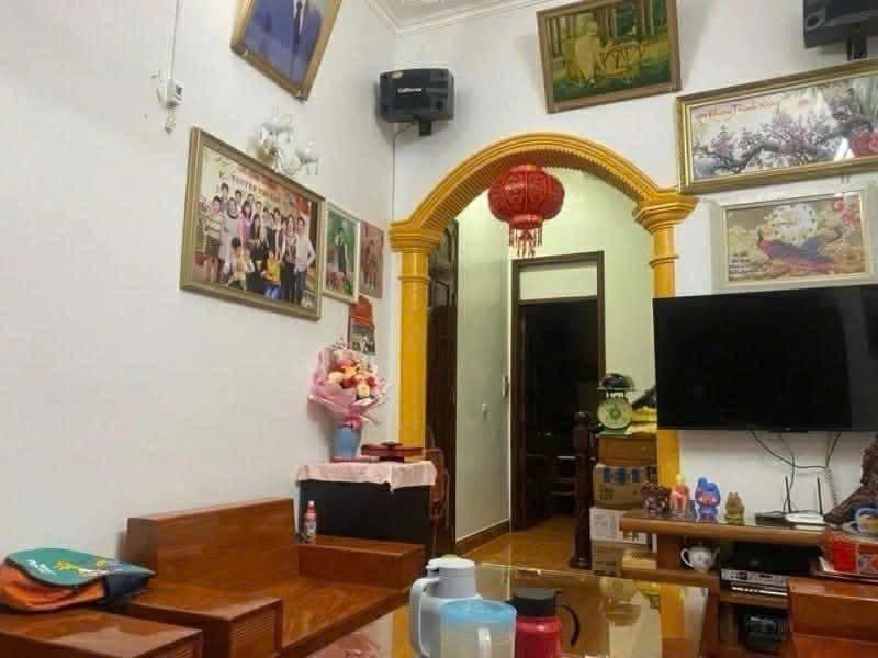 Hiếm nhà đẹp 5 tầng mặt phố Quang Trung, 115m2, mặt tiền 27m, lô góc, thang máy, kinh doanh VIP,