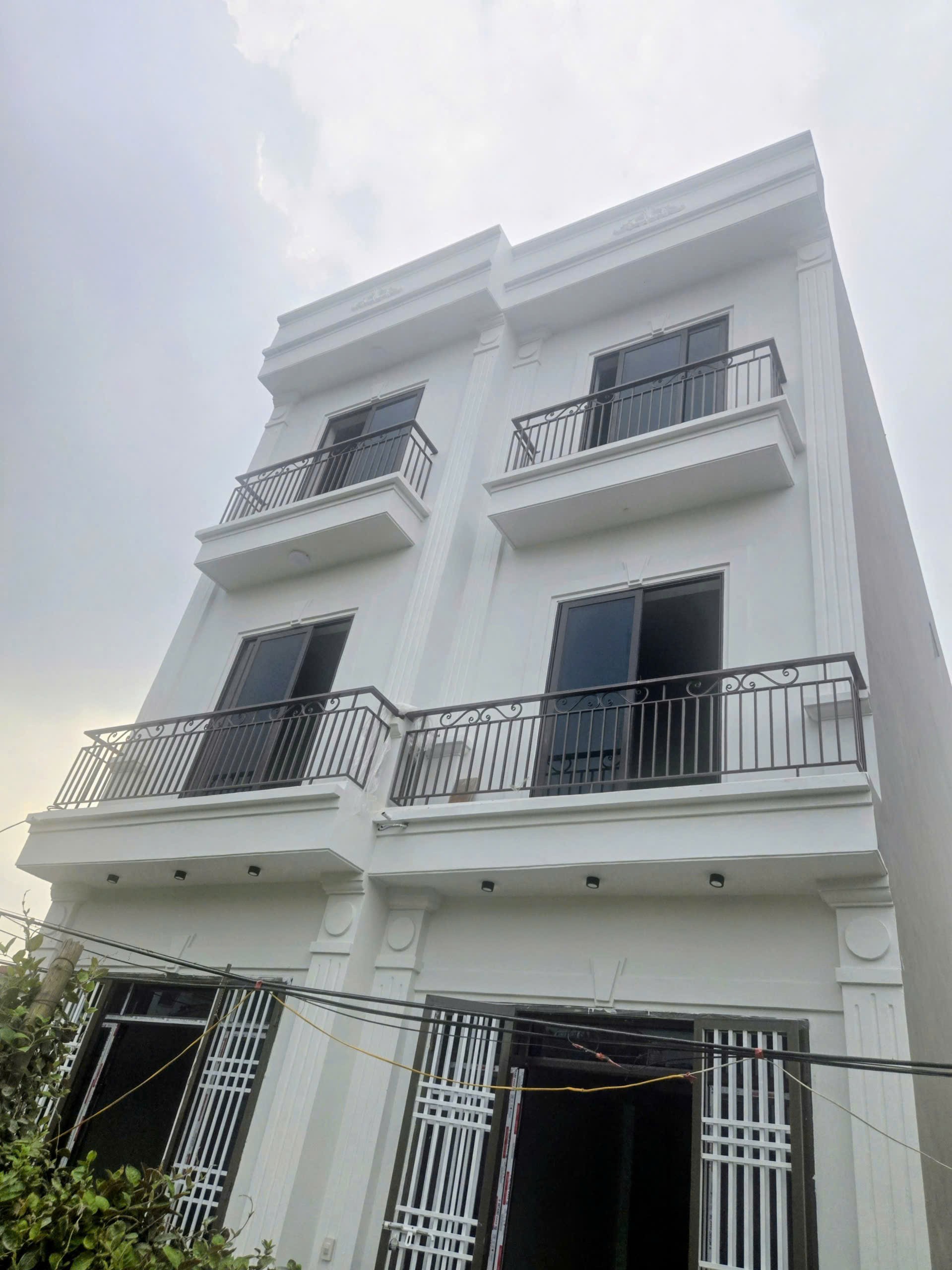 Nhà 3 tầng Lê Viết Quang Hải Dương 48m2 ngõ thông ô tô đỗ cửa giá 3.150 tỷ