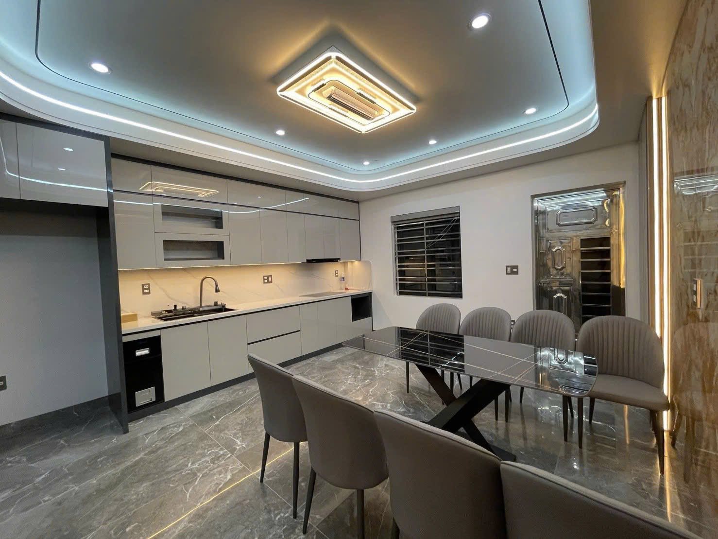 Cần bán Nhà mặt tiền Phường Tân Bình, Hải Dương, Diện tích 68m², Giá 6.6 Tỷ 2