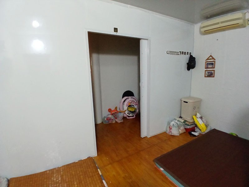Cần bán 33,5m2 nhà 2 tầng mặt ngõ Ngô Xuân Quảng. Khổ đẹp, cách 1 nhà ra mặt phố chính 3