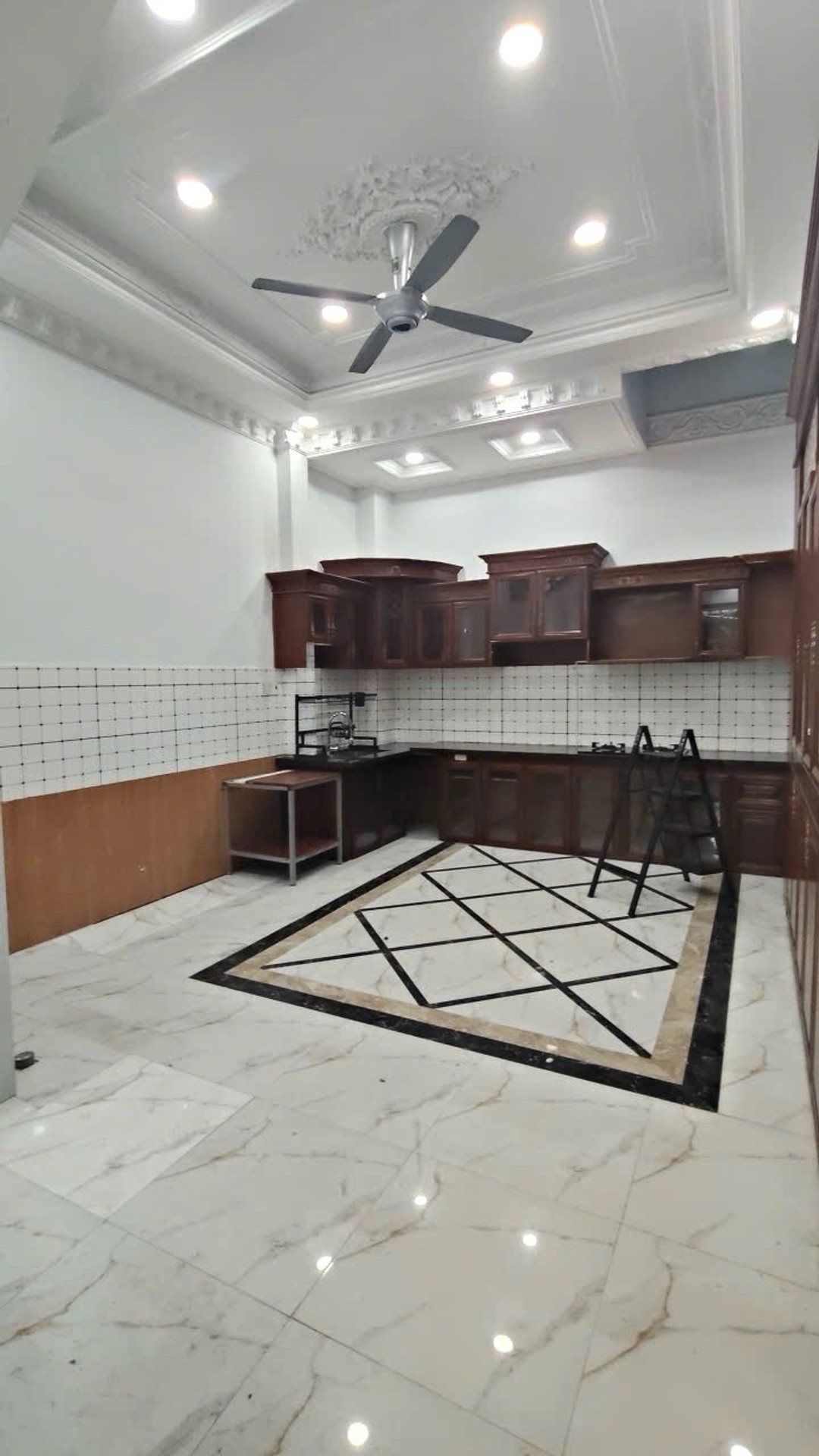 Cần bán Nhà mặt tiền đường Lê Đức Thọ, Phường 16, Diện tích 64m², Giá Thương lượng 4