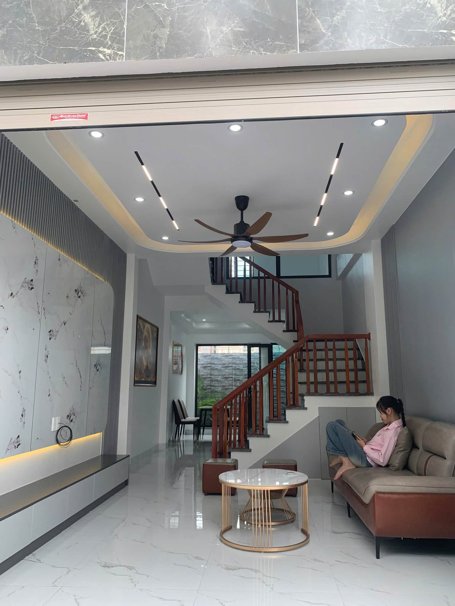 Nhà 3 tầng Trương Hán Siêu Hải Dương 43.7m2 mới tinh đỗ xe VF3 giá 1.920 tỷ