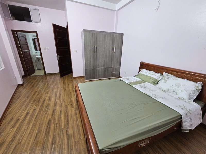 NHÀ NGỌC THỤY – 5 TẦNG DÂN XÂY – NHỎ XINH – Ở NGAY 2